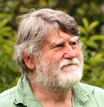 Clive Blazey headshot